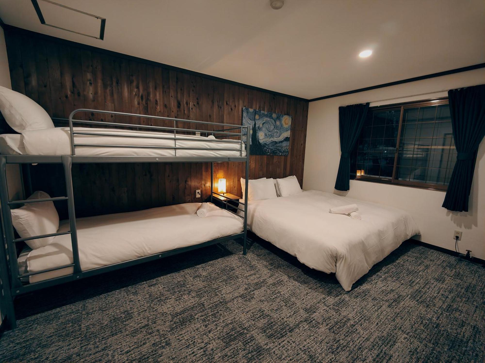 Hotel Foxtrot האקובה מראה חיצוני תמונה